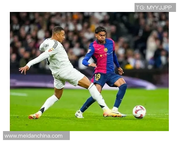 西甲巅峰对决巴萨主场迎战皇马争夺冠军关键战役